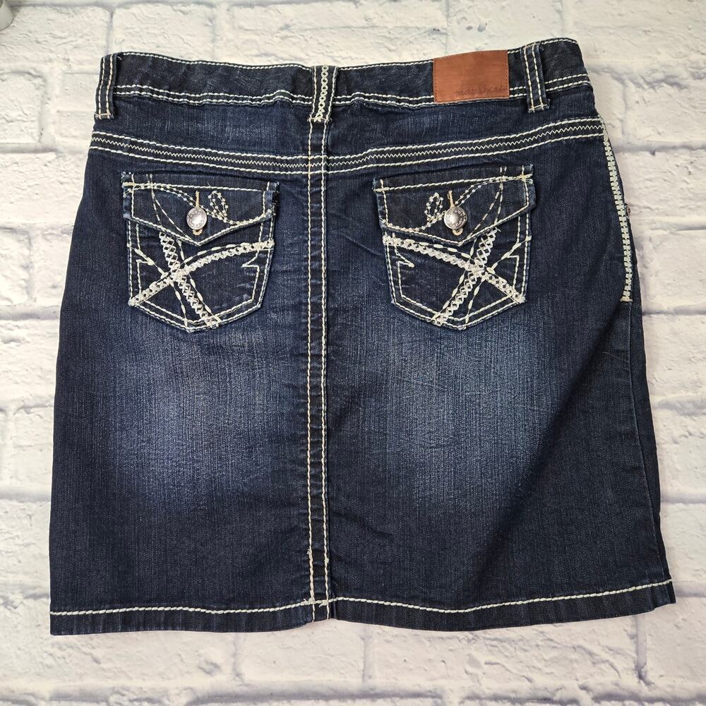 Maurices Womens Dark Wash Denim Mini Skirt Embroidered Pockets Thick Stitch 7/8